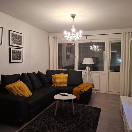 City Apartment Snellmaninkatu 22 A, Yksityinen Pistokkeellinen Paikoitus Sisaeltyy Hintaan Kuopio Zewnętrze zdjęcie